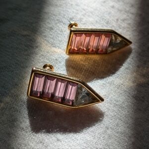 Earrings Shiny Gold White Pink Baguette Crystal Arrow